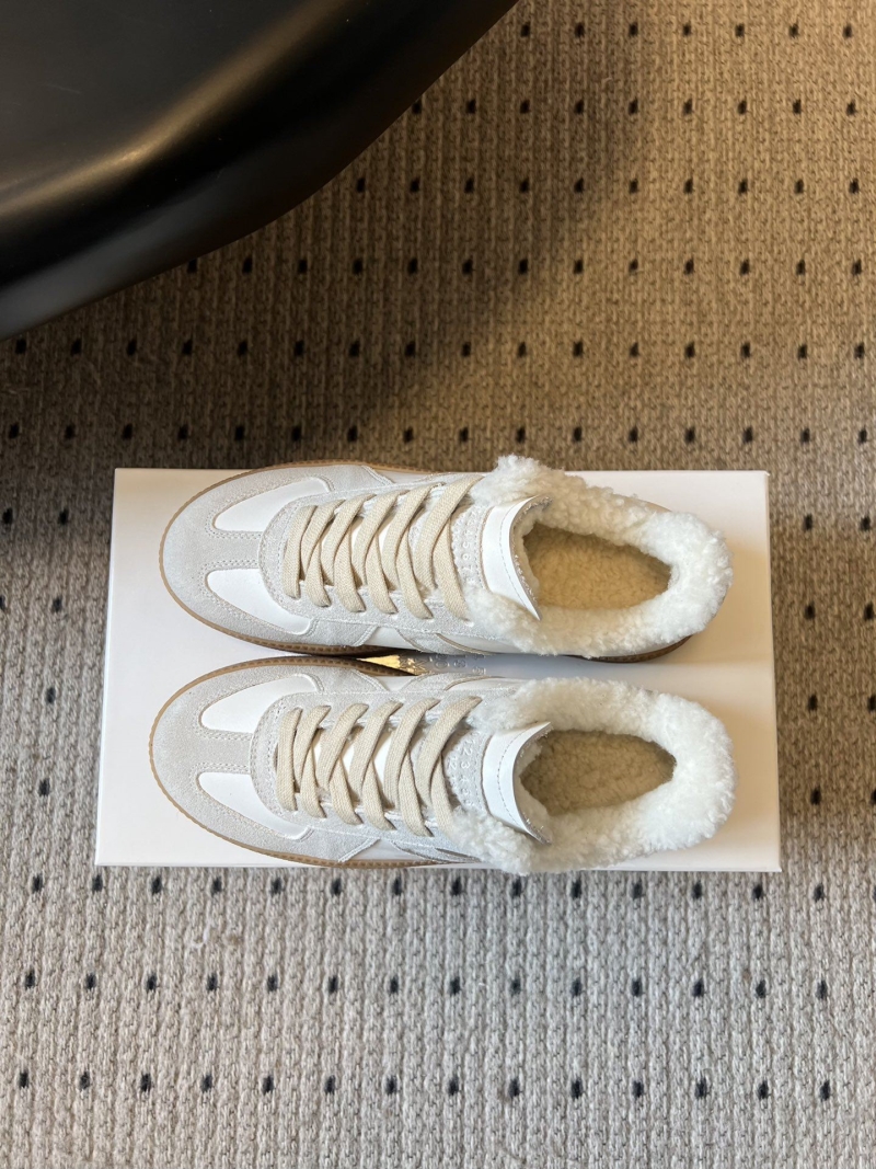 Ce1i*e boots